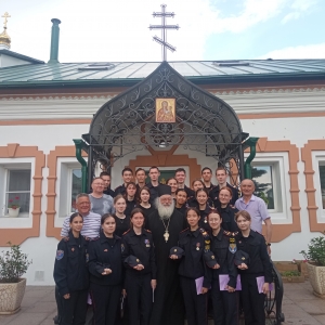 Слушатели Детской полицейской академии посетили Свято-Троицкий православный мужской монастырь